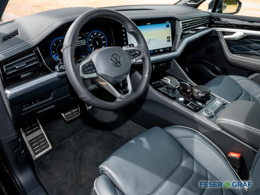 Volkswagen Touareg 2025 г. Чёрный, пробег 19001 км