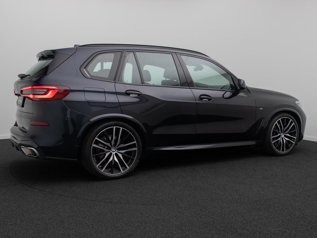 BMW X5 2023 г. Чёрный, пробег 25923 км