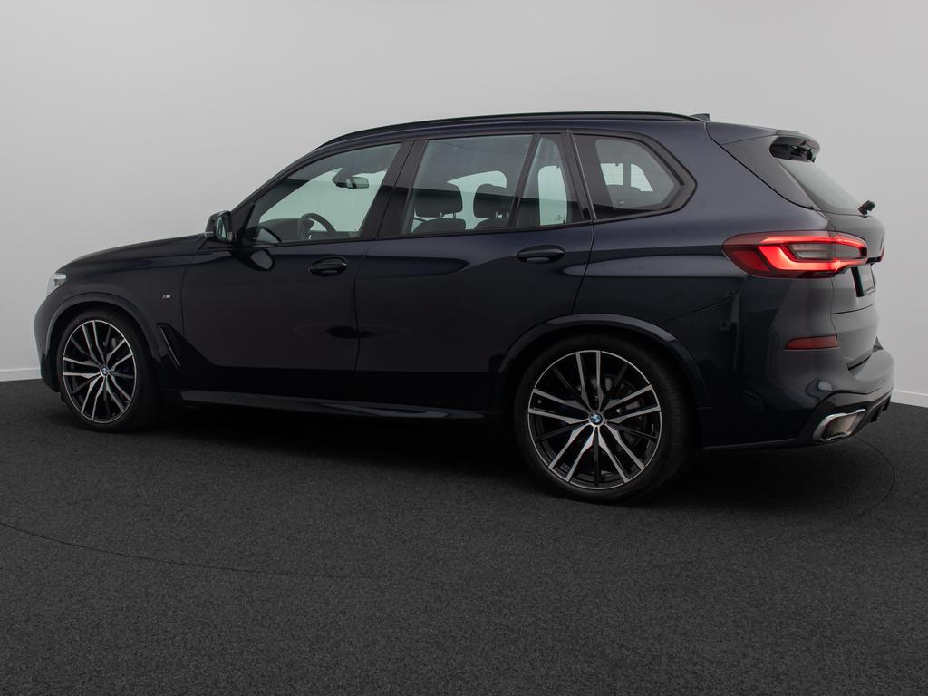 BMW X5 2023 г. Чёрный, пробег 25923 км