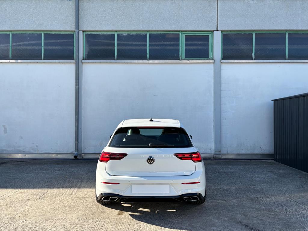 Volkswagen Golf 2023 г. Белый, пробег 55690 км