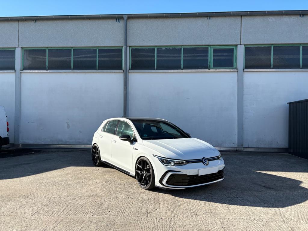 Volkswagen Golf 2023 г. Белый, пробег 55690 км