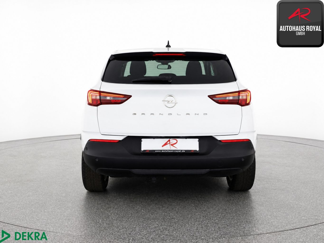 Opel GRANDLAND (X) 2022 г. Белый, пробег 58804 км