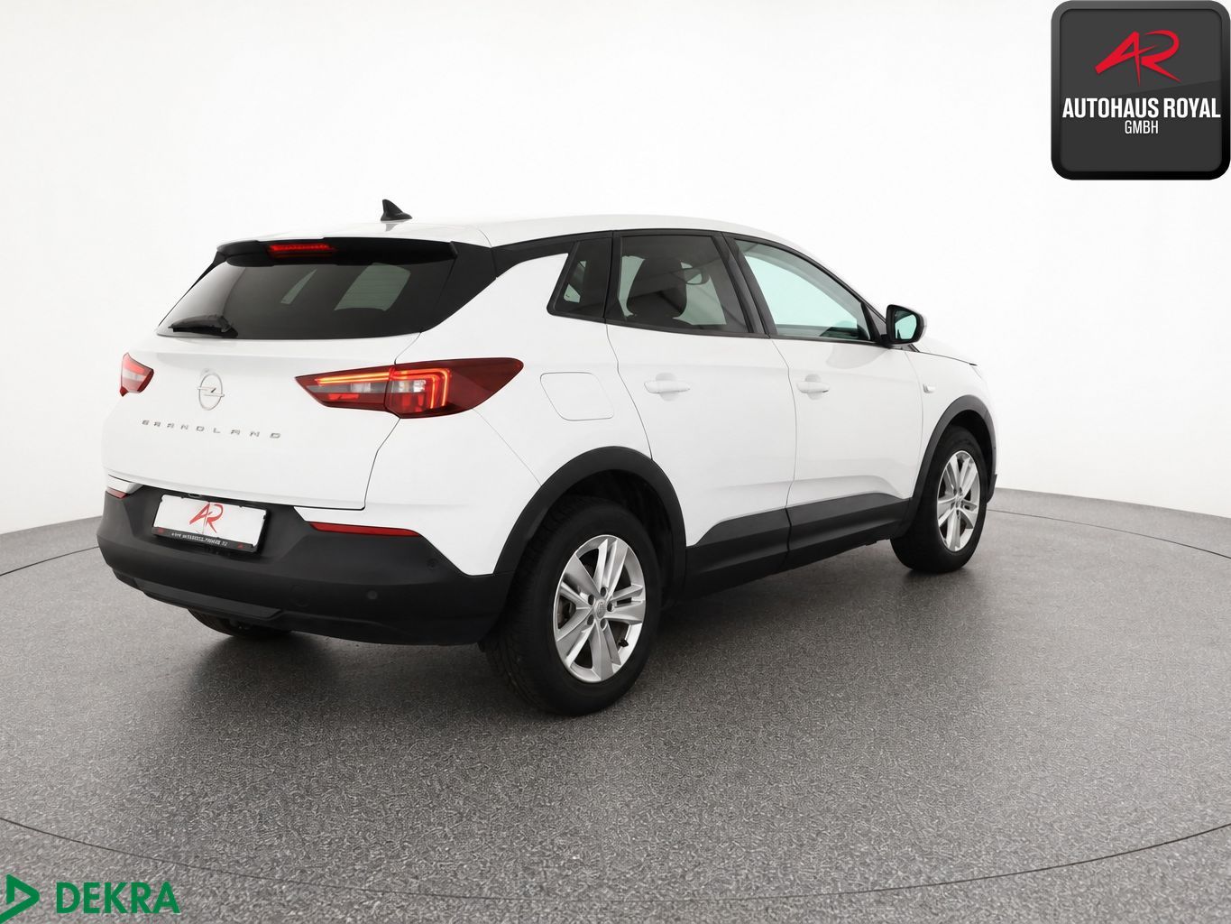 Opel GRANDLAND (X) 2022 г. Белый, пробег 58804 км