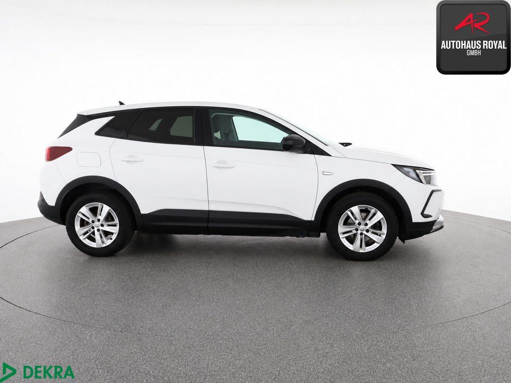 Opel GRANDLAND (X) 2022 г. Белый, пробег 58804 км