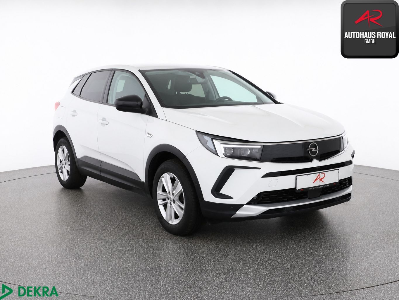 Opel GRANDLAND (X) 2022 г. Белый, пробег 58804 км
