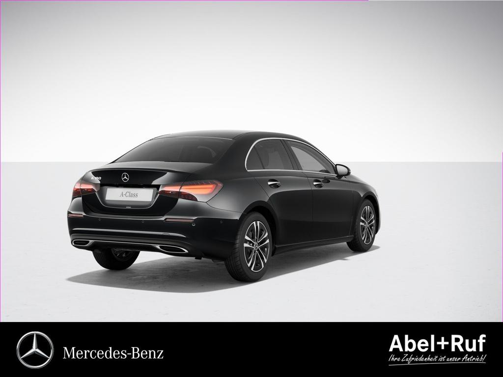 Mercedes-Benz A 180 2024 г. Чёрный, пробег 35763 км