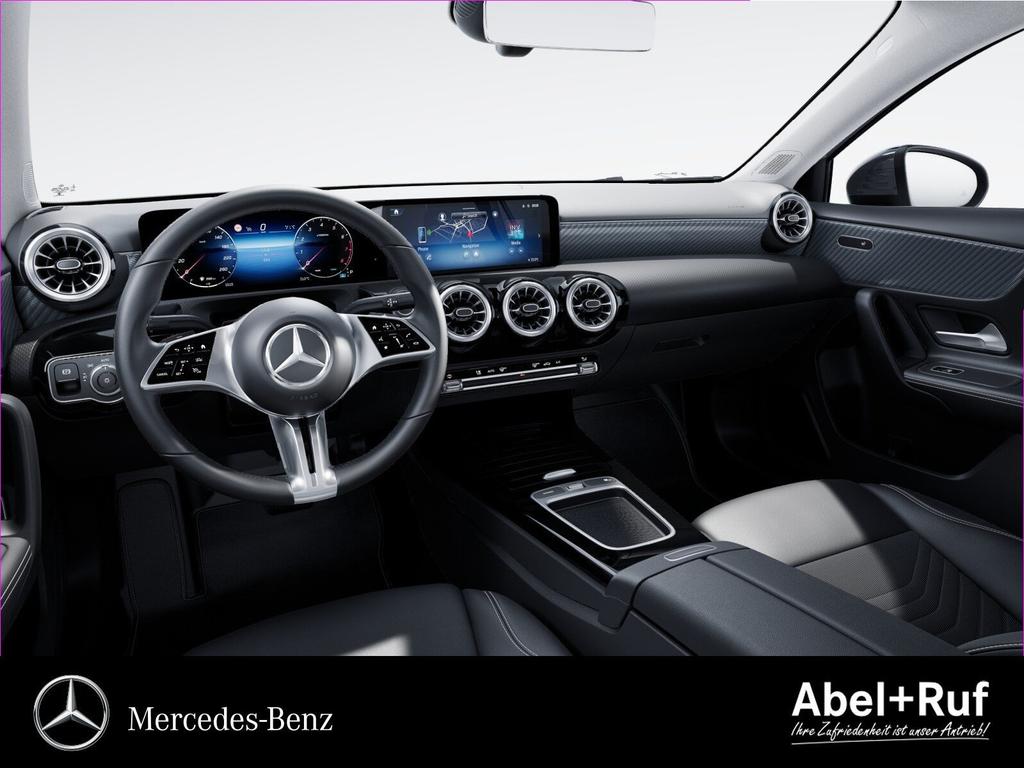 Mercedes-Benz A 180 2024 г. Чёрный, пробег 35763 км