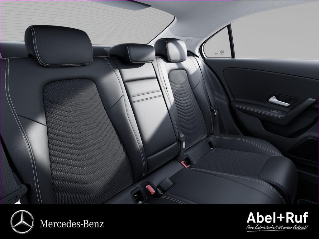 Mercedes-Benz A 180 2024 г. Чёрный, пробег 35763 км