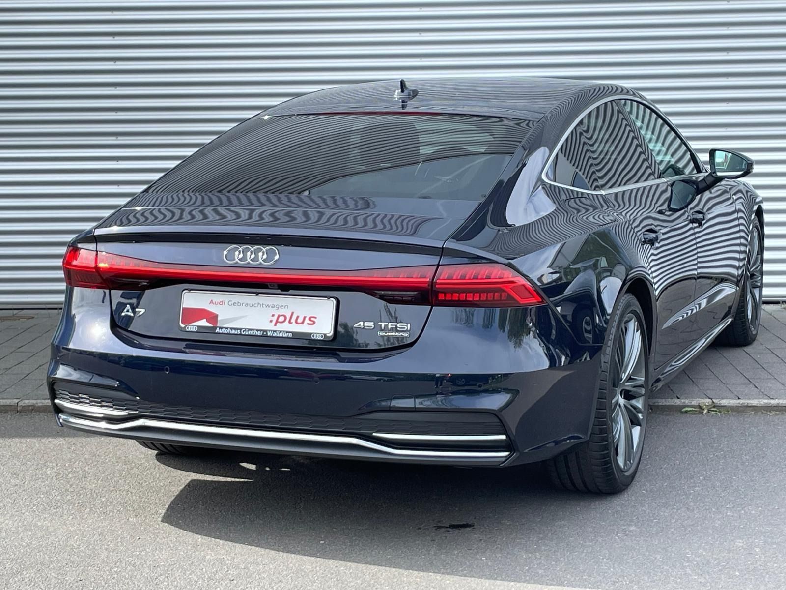 Audi A7 2023 г. Синий, пробег 55300 км