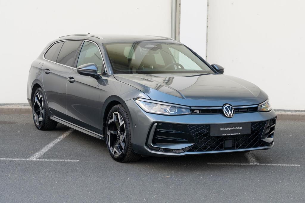 Volkswagen Passat 2025 г. Серый, пробег 59270 км