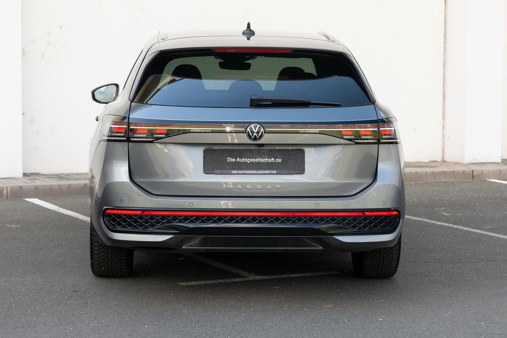 Volkswagen Passat 2025 г. Серый, пробег 59270 км