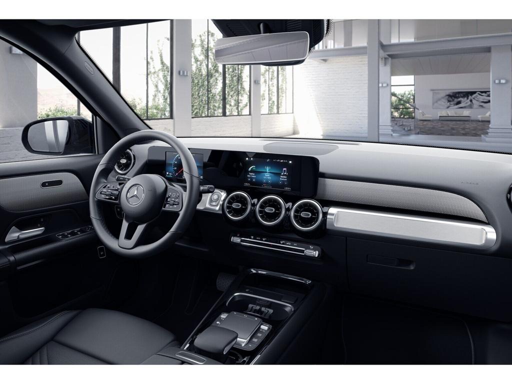 Mercedes-Benz GLB 200 2023 г. Чёрный, пробег 59664 км