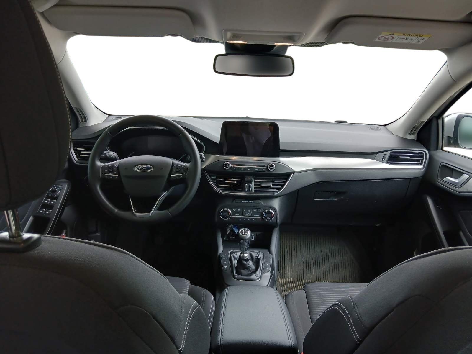 Ford Focus 2021 г. Серебристый, пробег 46986 км