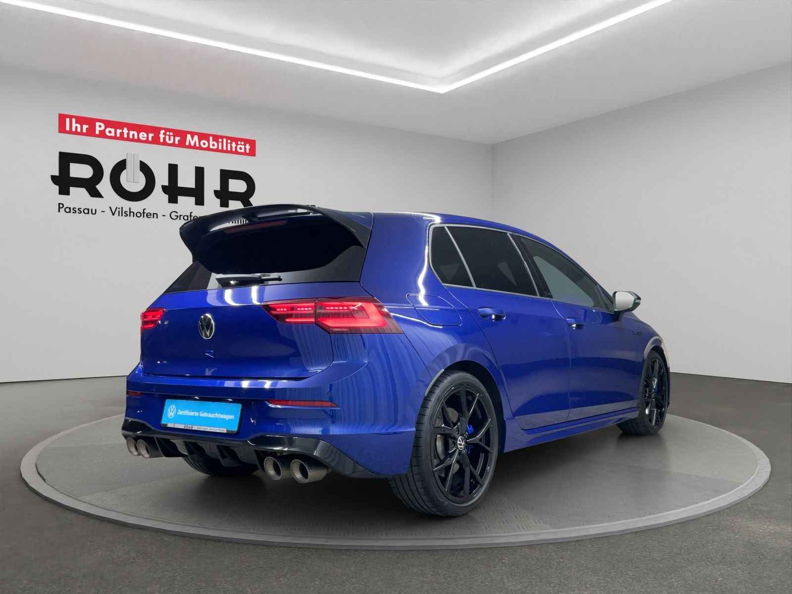 Volkswagen Golf 2023 г. Синий, пробег 22377 км