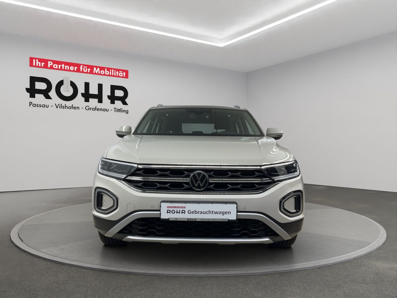 Volkswagen T-Roc 2022 г. Серый, пробег 49621 км