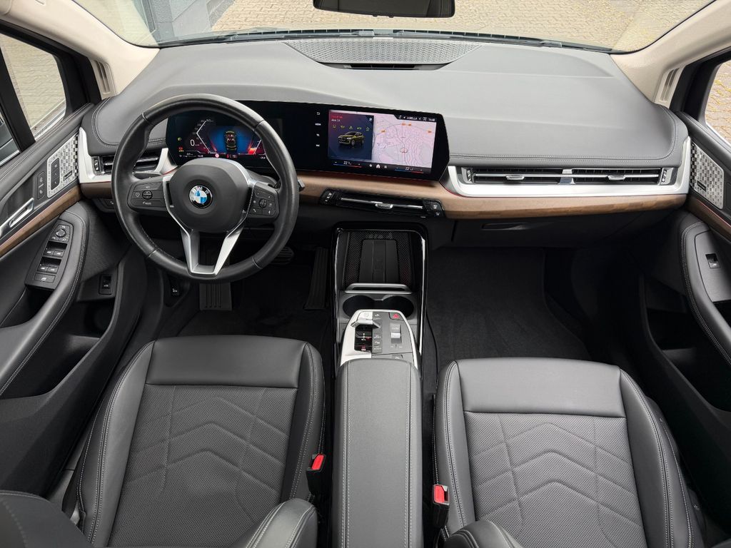 BMW 218 ACTIVE TOURER 2024 г. Зелёный, пробег 50700 км