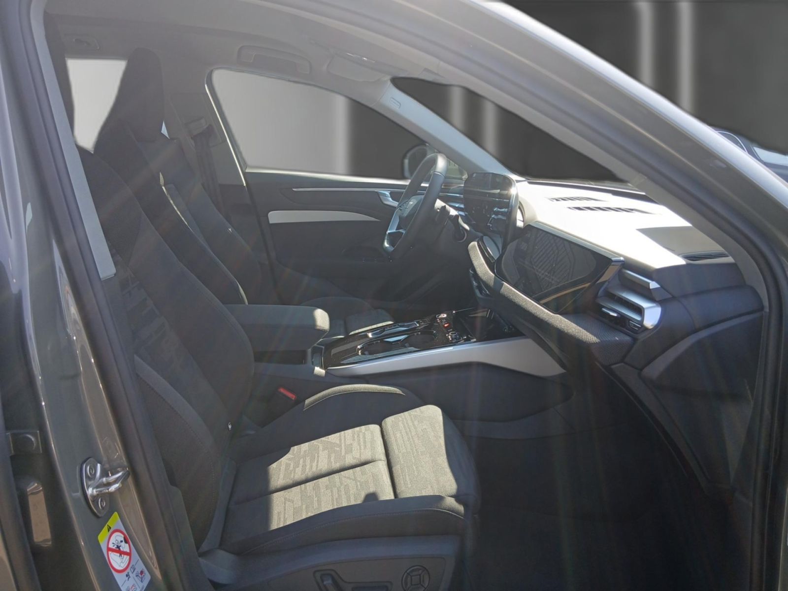 Audi A6 2025 г. Серый, пробег 28773 км