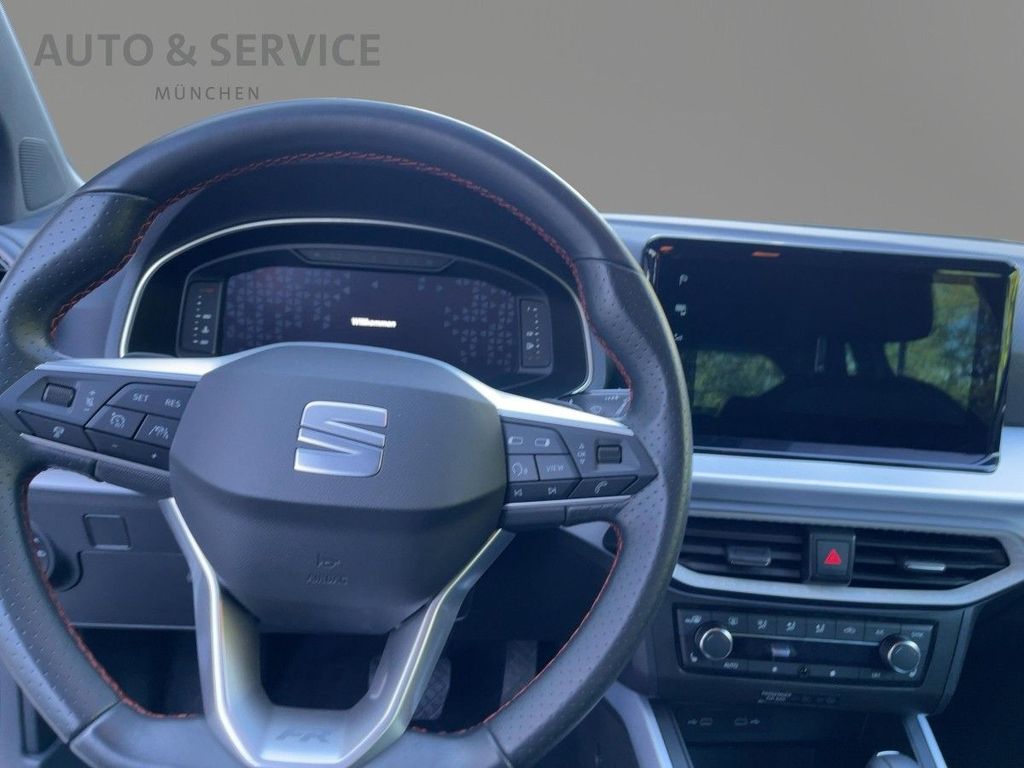 SEAT Arona 2022 г. Белый, пробег 56700 км