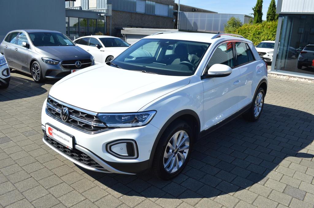 Volkswagen T-Roc 2023 г. Белый, пробег 48700 км