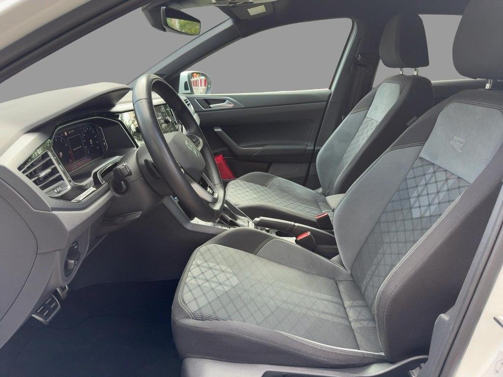 Volkswagen Taigo 2022 г. Белый, пробег 47250 км