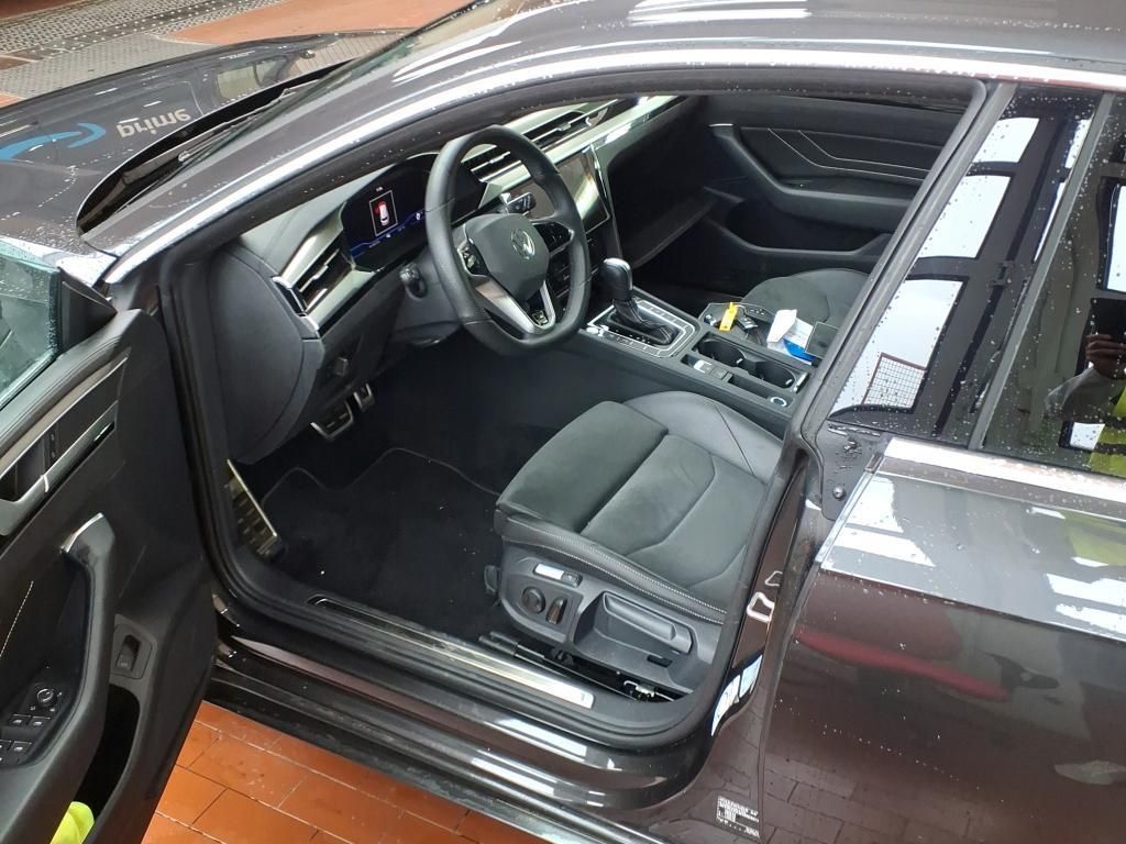 Volkswagen Arteon 2024 г. Серый, пробег 24811 км