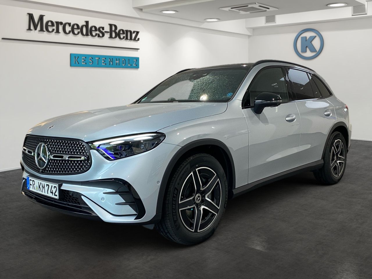 Mercedes-Benz GLC 220 2025 г. Серебристый, пробег 15625 км