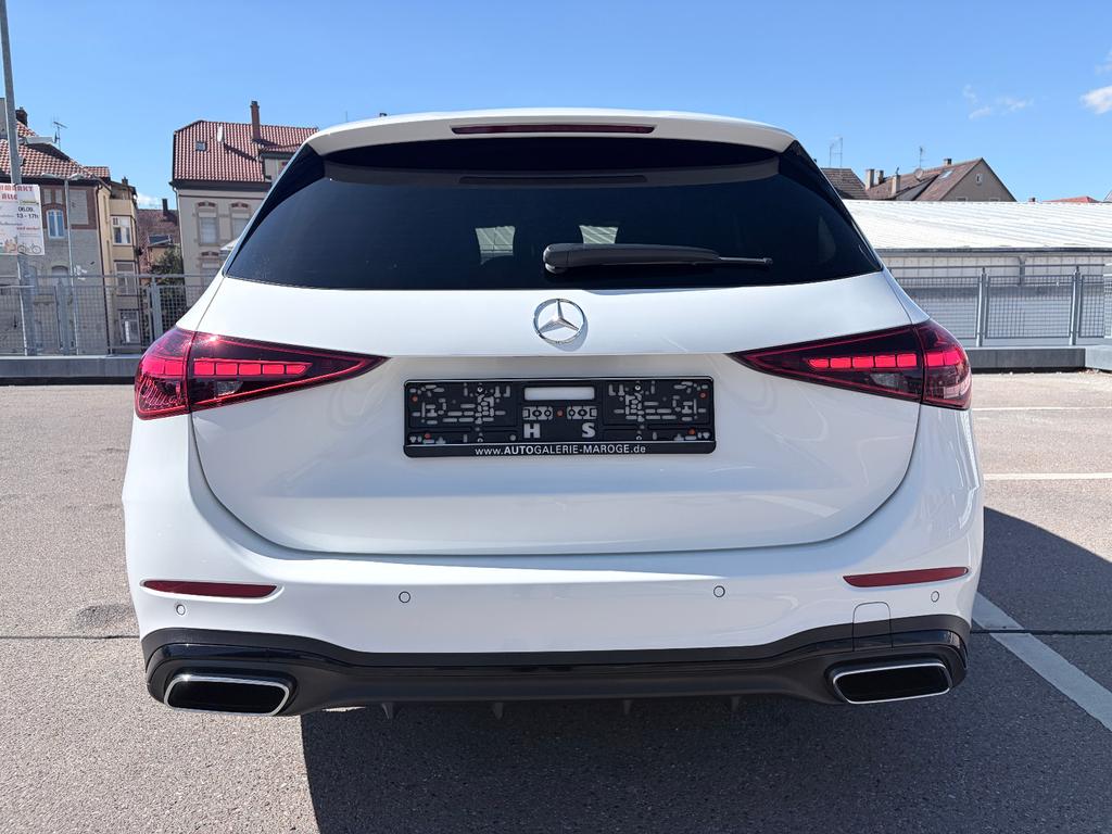 Mercedes-Benz C 300 2024 г. Белый, пробег 41000 км