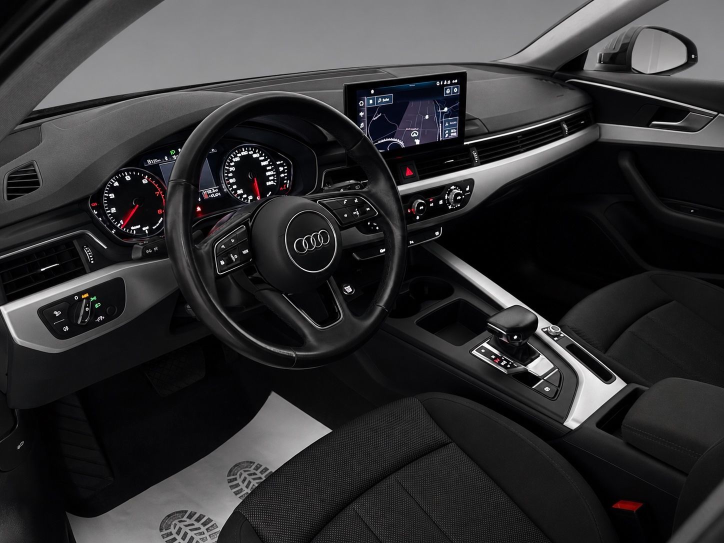 Audi A4 2022 г. Чёрный, пробег 49500 км