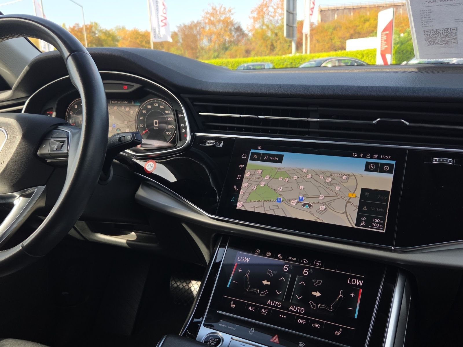 Audi Q8 2022 г. Чёрный, пробег 56328 км