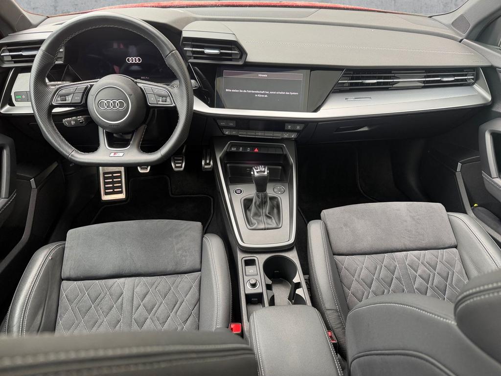 Audi A3 2022 г. Красный, пробег 51104 км