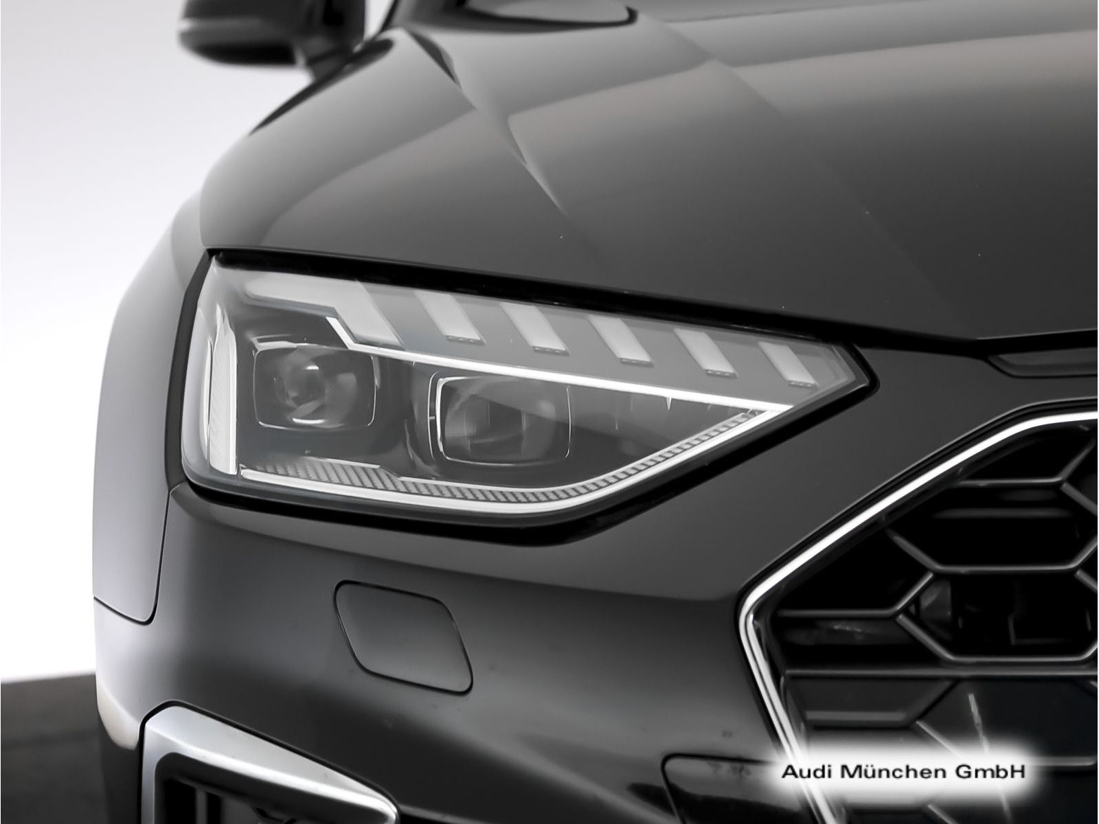 Audi A4 2024 г. Чёрный, пробег 55955 км