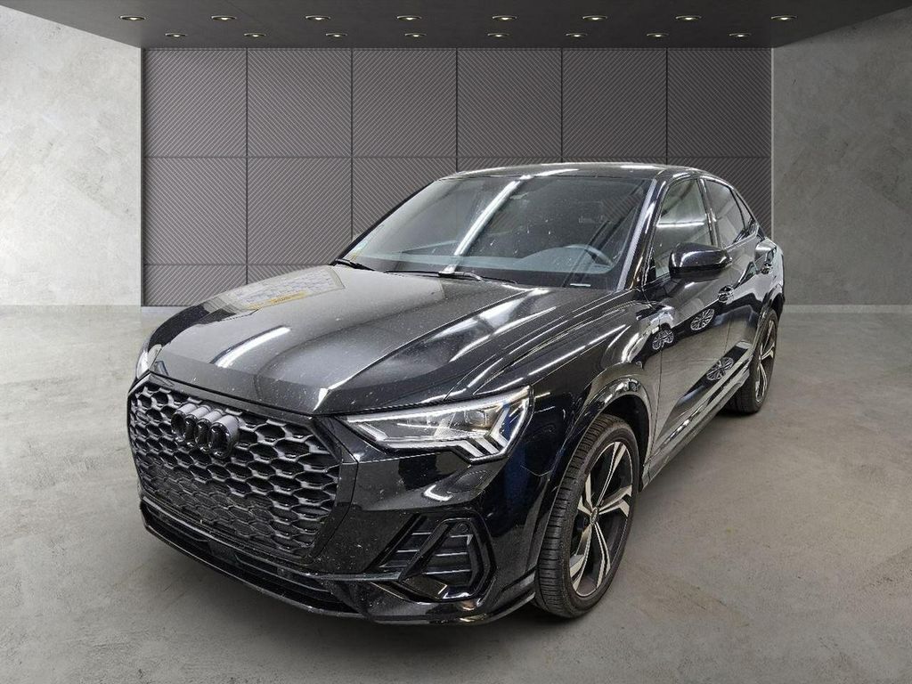 Audi Q3 2022 г. Чёрный, пробег 44070 км