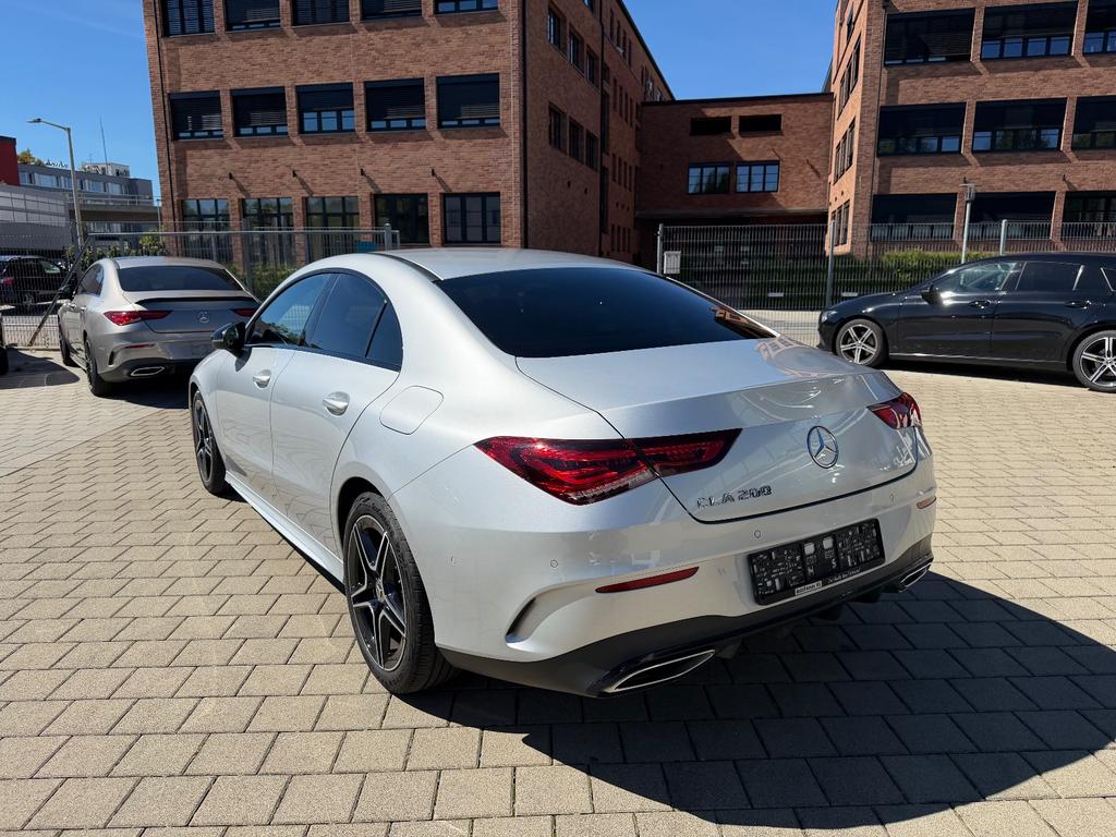 Mercedes-Benz CLA 200 2023 г. Серебристый, пробег 41970 км