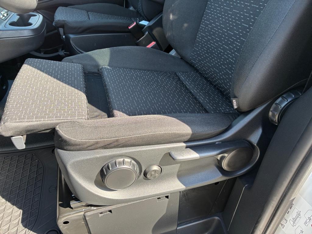 Mercedes-Benz Vito 2024 г. Белый, пробег 38040 км