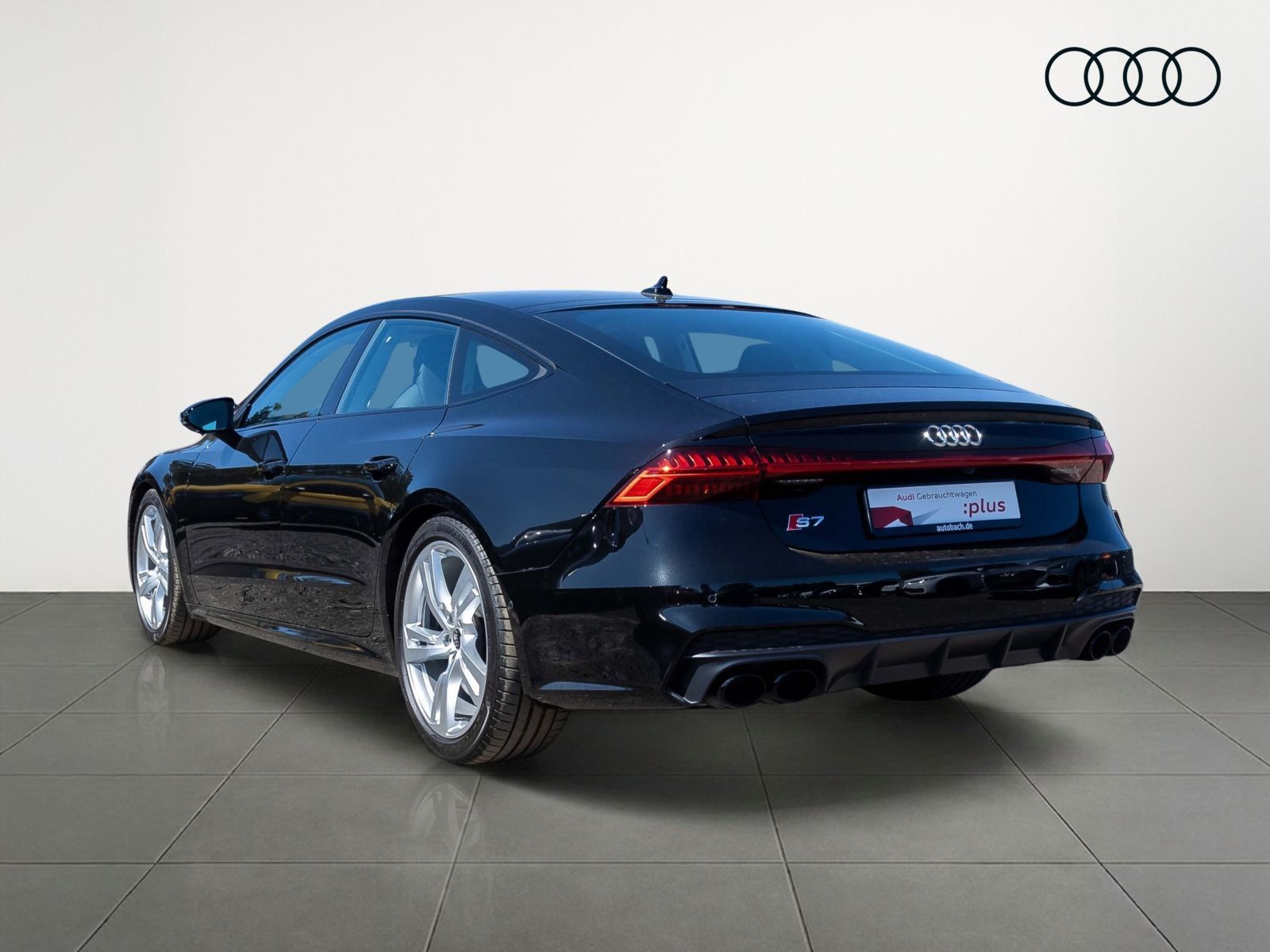 Audi S7 2023 г. Чёрный, пробег 22120 км