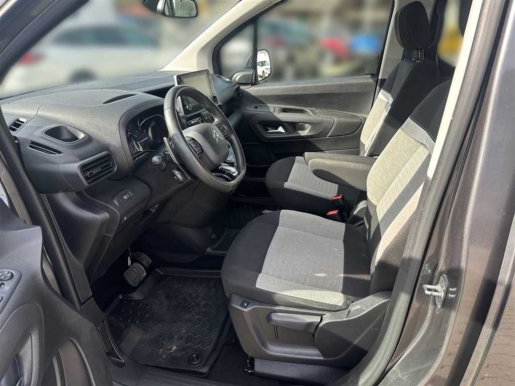 Citroen Berlingo 2023 г. Серый, пробег 59900 км