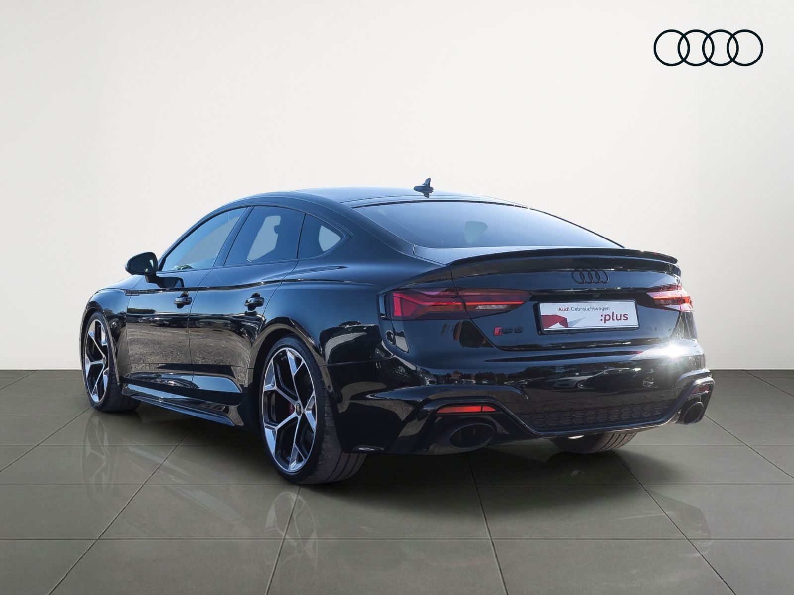 Audi RS5 2024 г. Чёрный, пробег 27710 км
