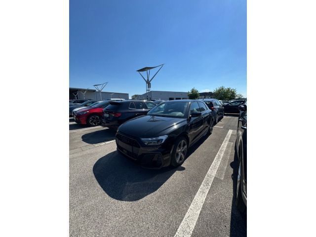Audi A1 2023 г. Чёрный, пробег 24999 км