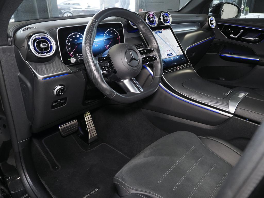 Mercedes-Benz GLC 220 2026 г. Чёрный, пробег 16133 км