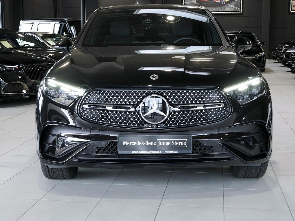 Mercedes-Benz GLC 220 2026 г. Чёрный, пробег 6359 км