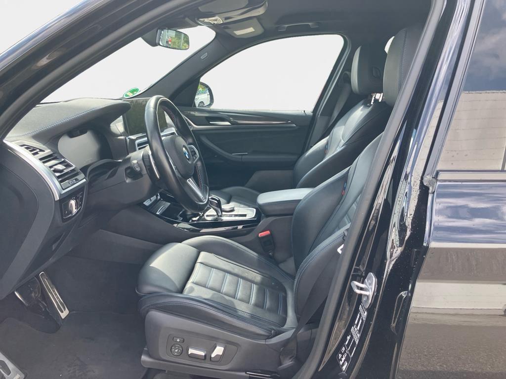 BMW X3 M40 2022 г. Чёрный, пробег 36900 км