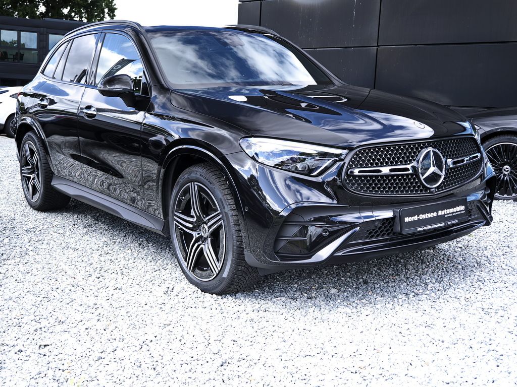 Mercedes-Benz GLC 220 2026 г. Чёрный, пробег 11326 км