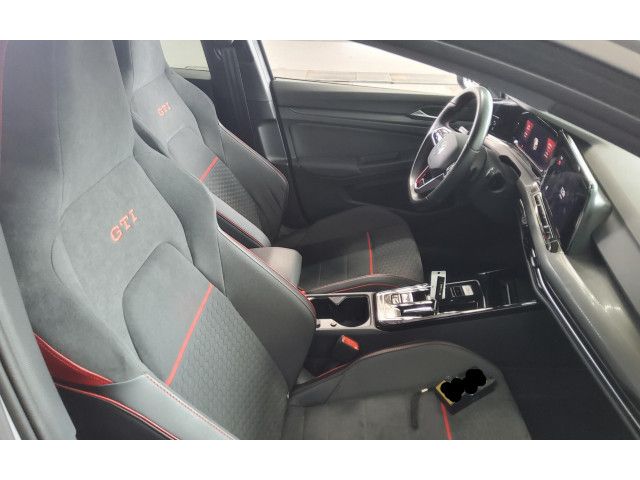 Volkswagen Golf 2023 г. Серый, пробег 27340 км