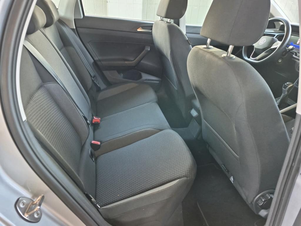 Volkswagen Polo 2023 г. Серебристый, пробег 51000 км