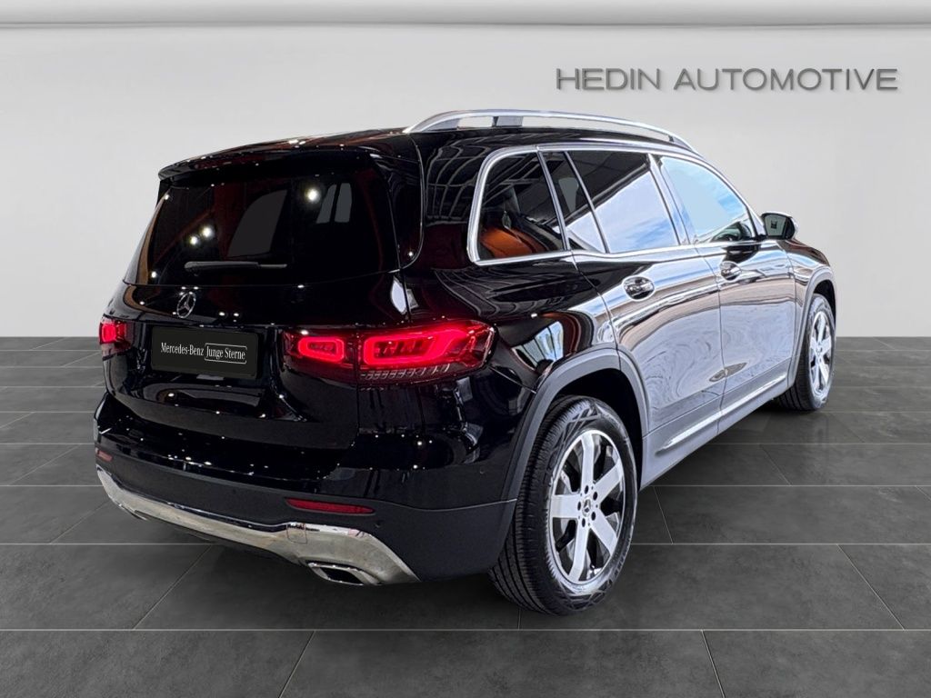 Mercedes-Benz GLB 200 2023 г. Чёрный, пробег 52621 км