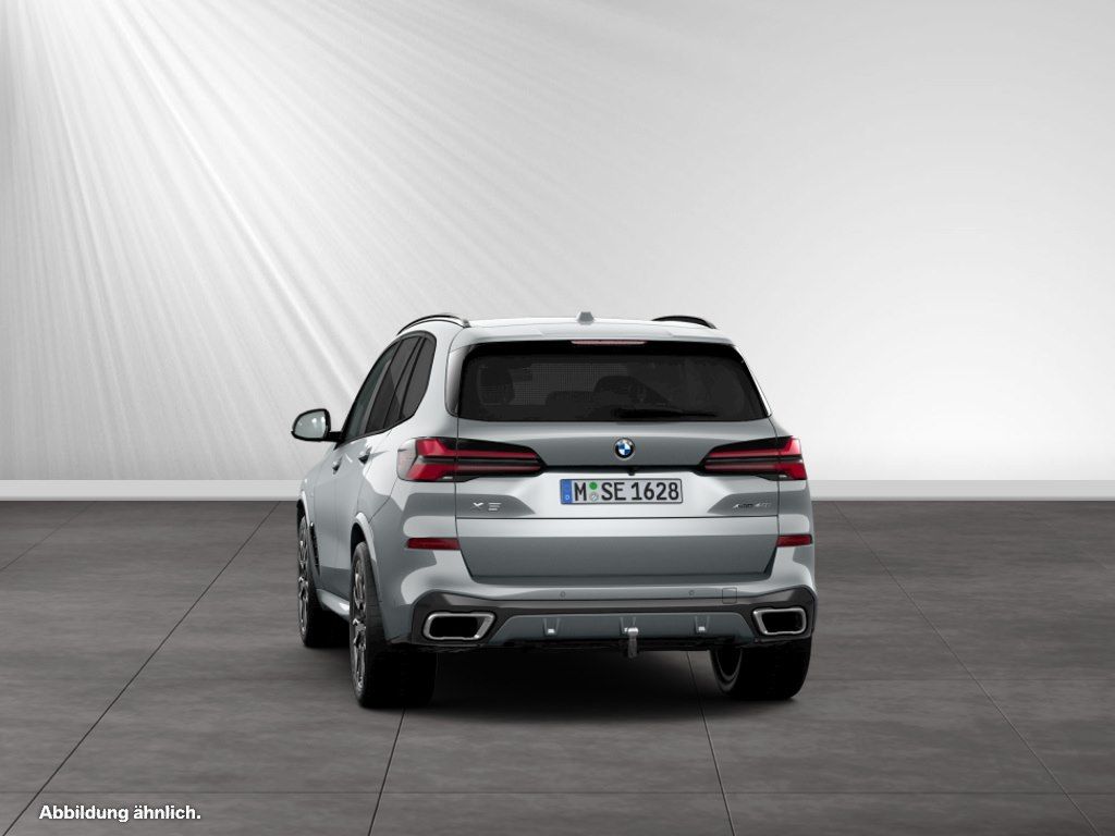 BMW X5 2026 г. Серый, пробег 25400 км