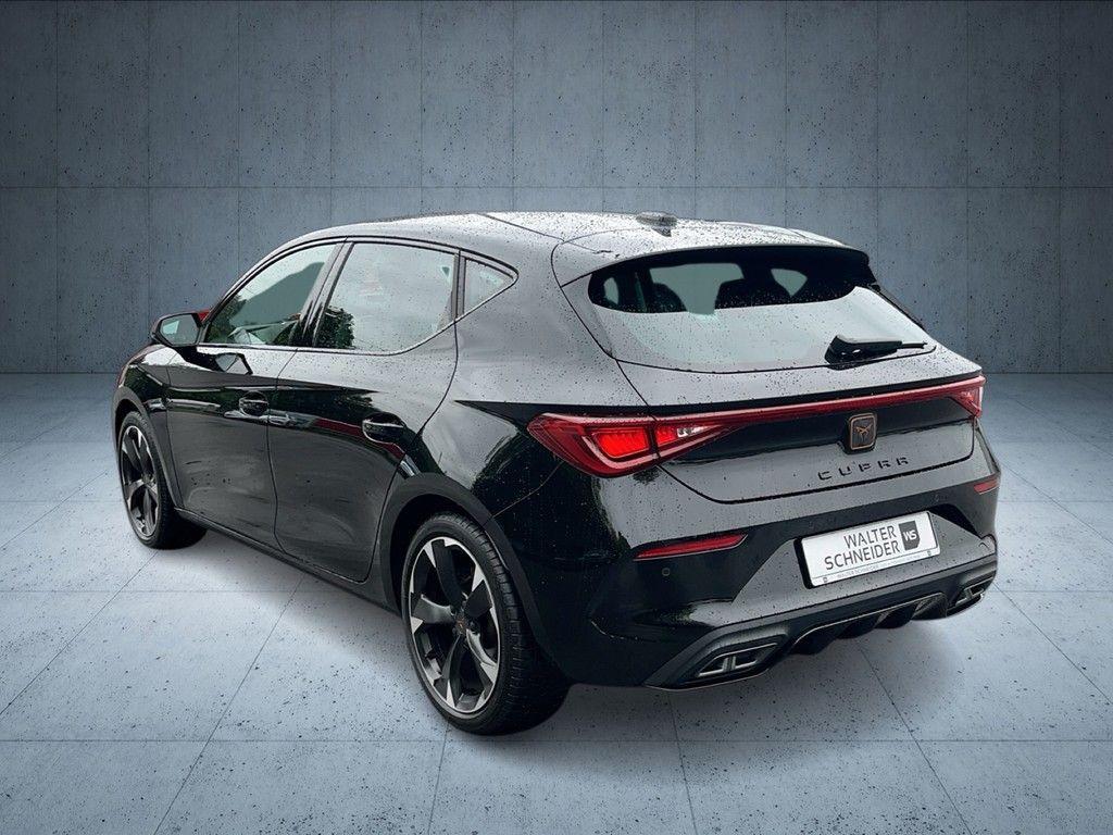 Cupra Leon 2023 г. Чёрный, пробег 46800 км