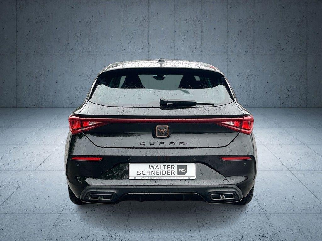 Cupra Leon 2023 г. Чёрный, пробег 46800 км