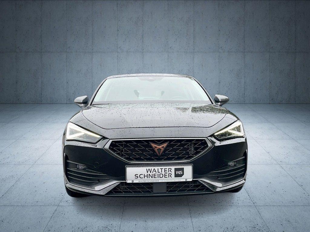Cupra Leon 2023 г. Чёрный, пробег 46800 км