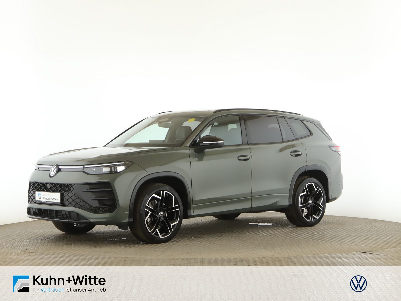 Volkswagen Tayron 2025 г. Зелёный, пробег 22111 км